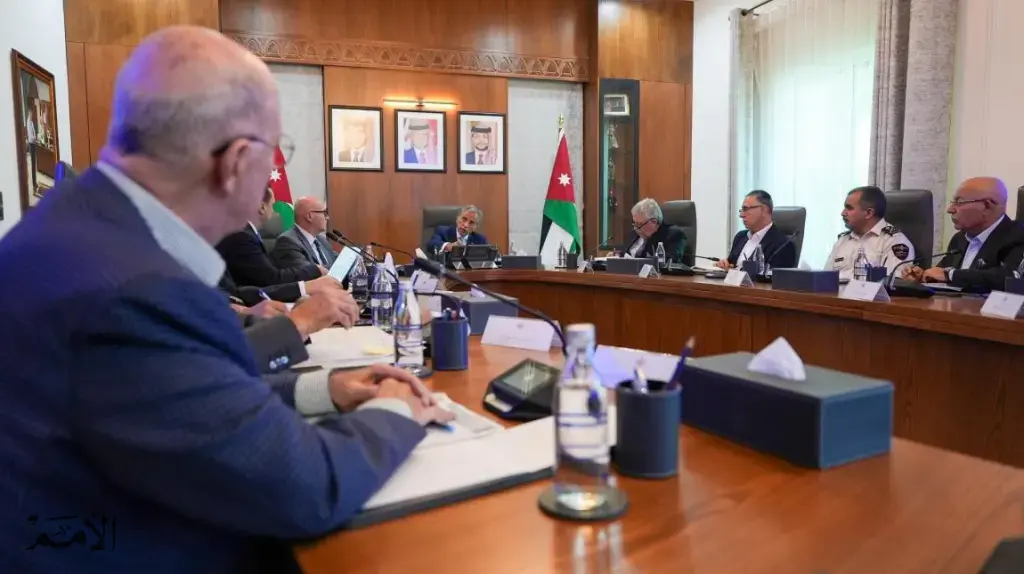 حسان يترأس اجتماعا لبحث استدامة سلاسل التوريد في موانئ العقبة والمعابر