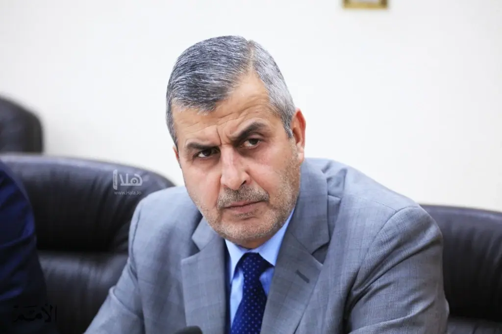 الخرابشة ينفي حصول الأردن على نفط عراقي مجاني