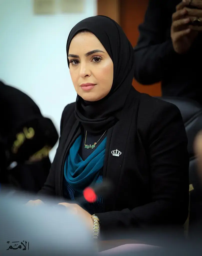 الحجايا أول إمرأة تترأس كتلة نيابية خلفاً للمصري