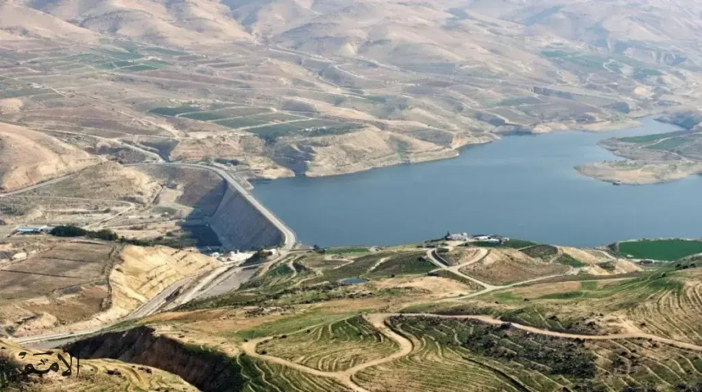وزارة الاستثمار تطرح التأهيل الأولي لمشروع تخزين الطاقة في الموجب