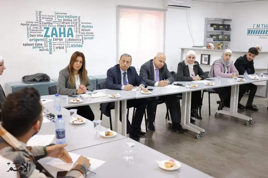 حوارية عن أهمية مشاركة الشباب في الحياة السياسية و الحزبية في مركز زها الثقافي
